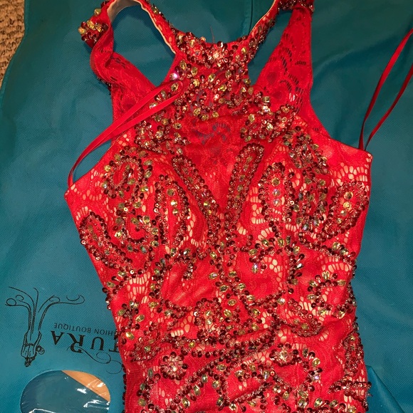 Party dress - Picture 4 of 4